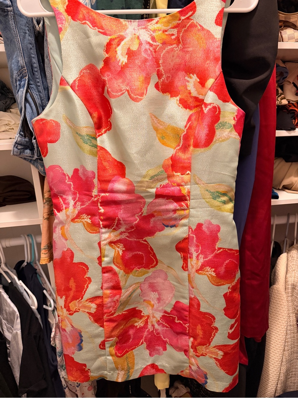 Hutch Coral Floral Sheath on Mint Background